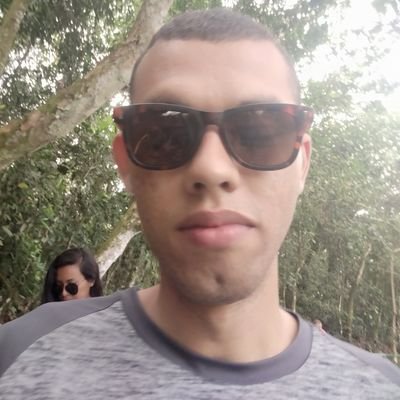 Faz a 12ª letra do Alfabeto