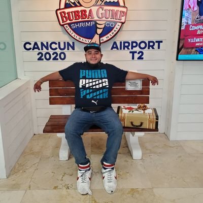 Ra91Rive's profile picture. Lic en Derecho