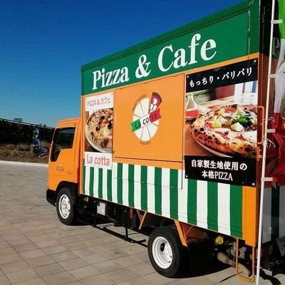 我孫子の店舗では一番人気の石窯焼きPizzaを中心に、パスタ・チーズ・生ハム・ケーキにおいしいワインもご用意しております。「誰もが気軽にゆったりとおいしい料理を」コンセプトに、我孫子市湖北で営業中のイタリアンレストランです！こちらでは主にキッチンカーの情報をUPしていきます❗