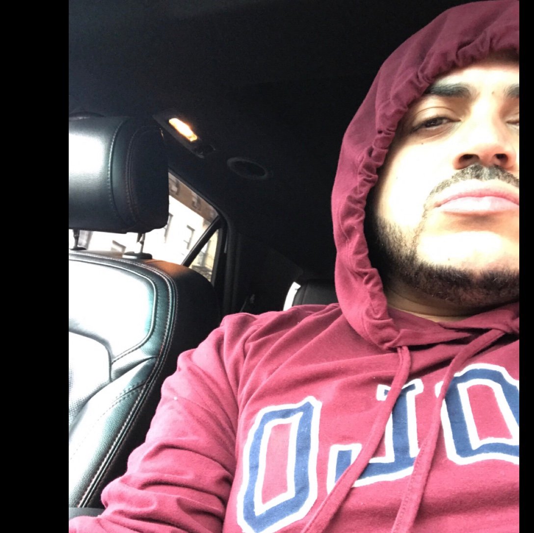 eddy_ed64's profile picture. why spice up a chicken, like she a hot wing???