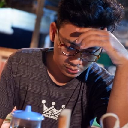 qori_kf's profile picture. cukup tidak mengeluh hidup akan terasa nikmat