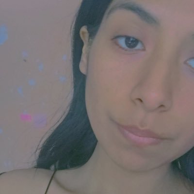 chicadebarranco's profile picture. Estudiante de Arte.  🌻
Cofounder: @koufukuB
Design: @viernesenvenus