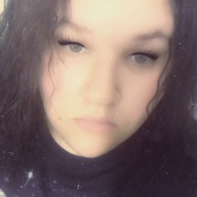 ShytessaSails's profile picture. •24🌻 •Pan 🏳️‍🌈 •Graphic Design 🎨 •Music 🥺 •Liv Morgan is a babe •Dylan Holland is a God.