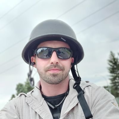 pineapple_rave's profile picture. free spirit.  PLUR