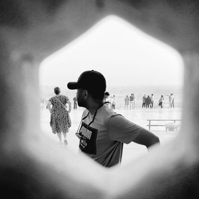 Aburaees66's profile picture. HUSBAND 🌸 Researcher @salfordbizsch #DigitalSkills #FutureJobs 📚 #YNWA ⚽️ , 💡⚡ Regulation