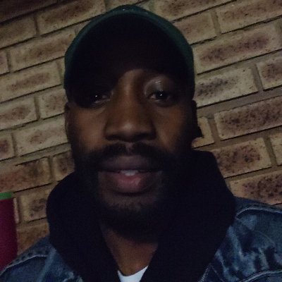 Otee_DJ's profile picture. Kasi boy | @75FiftyMusic DJ| Apparently I'm short | Lazy MF | Mama's boy! | DJ Kent Fan |