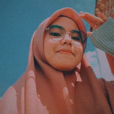 PutriWendri's profile picture. Libra
17+