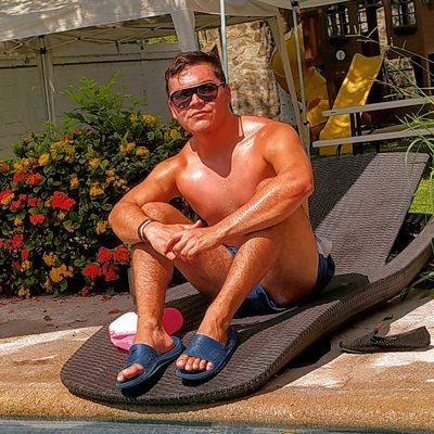 BrandonRangel_7's profile picture. FIME🐻 
MTY 🔥
-- CARPE DIEM --