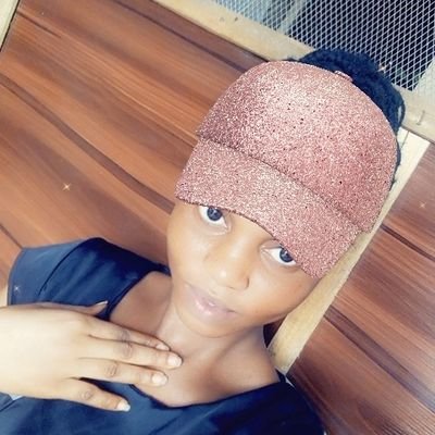 Am a Computer operator and a graphic designer 😘😘😘