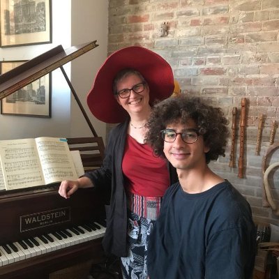 Lieder_Spiel's profile picture. An experimental channel for discussing music & literature by Anhad Arora & Henrike Lähnemann