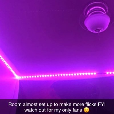 ♥️Come one come all! I have something for everybody 😏. Ima freak i do it all . Anal🍑, Dick🍆, cat😻, group 😊😊😌, and more!!!💜