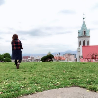 無言フォロー失礼します。 無計画の旅人👣｜女一人旅🏃‍♀️｜車中泊🚙｜ほぼ一般道🛣｜棚とカーテンDIY⚒｜バックパッカーも🤘🏻｜YouTubeやってます｜水曜どうでしょう｜つまりは藩士🤼‍♂️｜最近キャンプもかじる｜いつか必ずキャンピングカー買う🚌｜出会い、稼ぎ系は来るなて言ってるよな？