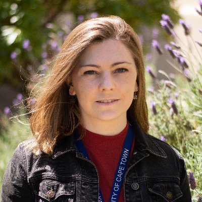 Imaging science & host-path interactions @UCTIDM. Driving microscopy in Africa with @afribioimaging & @AMI_microscopy. She/her. also @ https://t.co/W2rDeuTrfK