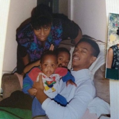 Day1pod213's profile picture. Two dope people who are cousins talking that talk. Giving you two different perspectives , when it comes to music , sports and the everyday life.