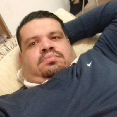 Deus nos livre do lobo vestido em pele de cordeiro, do ódio disfarçado de sorriso,da inveja disfarçada de amor e da falsidade disfarçada de amigo.😉🤫