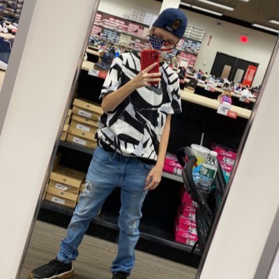 YaBoiiAlex2's profile picture. Staff on https://t.co/pQdhYADh7a