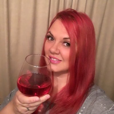 NikkiTimperley's profile picture. 