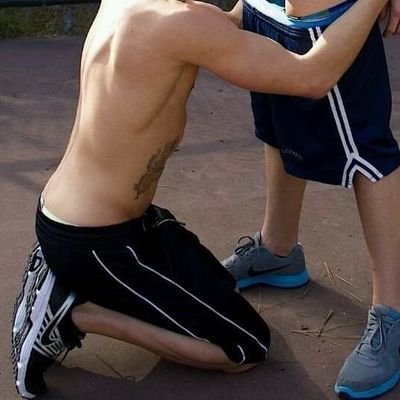 Masculino con contenido propio: Nudismo, morbo al aire libre, chandal, ropa de deporte. 🚫 NO acepto perfiles sin contenido, o perfiles de mujeres o trans.