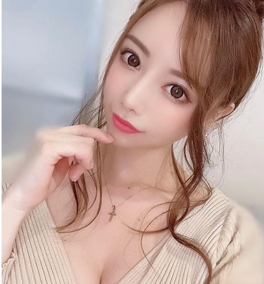 dsdvjwewzd's profile picture. 処女が０７２中…のぞいてっ  😍