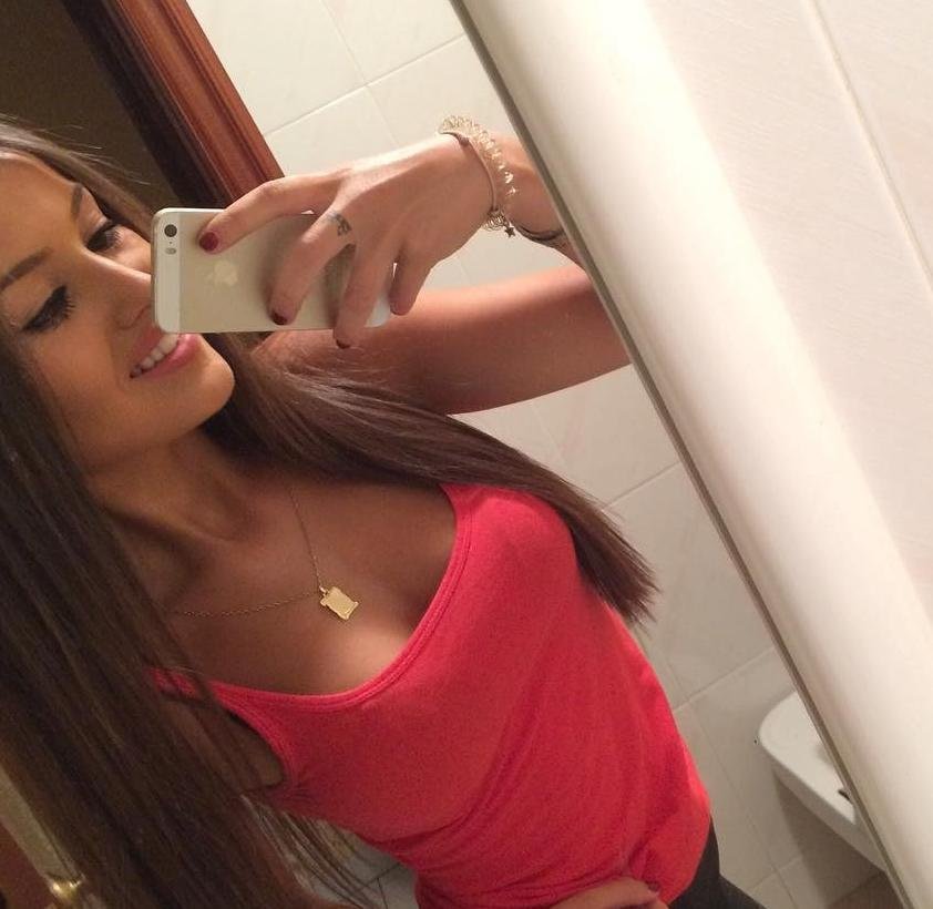 Do you want to get my most favorite photo in Direct ? Add me!I want to meet new guys! 😚😊👄