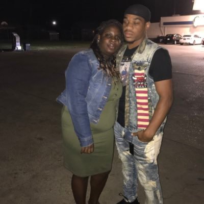 I am a beautiful black woman. I’m engage to Jarvis wade . I have a daughter name Kaylein. I’m good mother