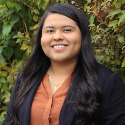 She/Her/Ella | #EducatedLatina | EOP Advisor @SSU_1961 | @MiamiSAHE M.S. 21’ | @ChicoState B.S. 19’ | #FirstGen | Views=Mine