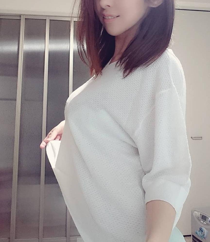 Nach_83722's profile picture. 新しい友達を作りたくて、あなたがフォーしたら、ヌードでも送ってあげる 
 😘👅💋