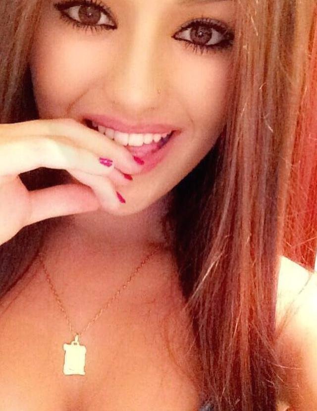 Im a sexy girl whose looking to meet fun and curious people.Follow me and receive my hot photos in Direct 😘👄🍑