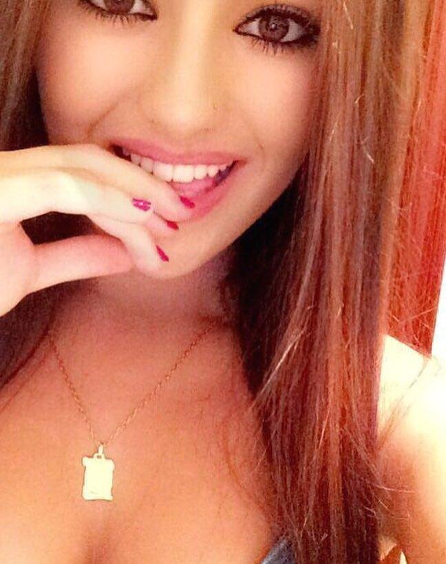 I love meeting new people.Follow me, and I´ll send you all the photos you want 😋😍💝