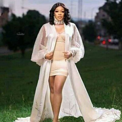 Hi Fans! Welcome 2official acc of Emmastymusic Africantones! Also know as https://t.co/NNkdCBkHnq a blogger with Excellent communication! We Promote.