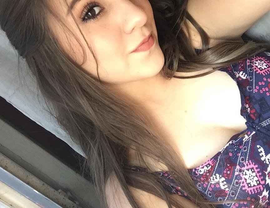Are you bored ? Do you want to meet a hot girl ? Add me,I´ll send you a very special gift in direct! 💘😍😜