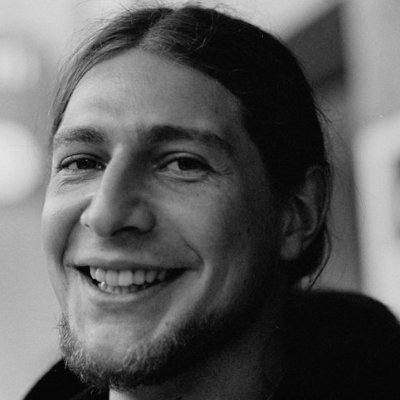 JohannWeiher's profile picture. Coder... Boarder... Farmer... Nerd... and founder of Cuterdio & CodeQuartett!11elf @johannweiher@social.tchncs.de