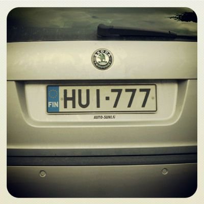 _unhombre_'s profile picture. Building bags and burning gas since day one 💼🔥