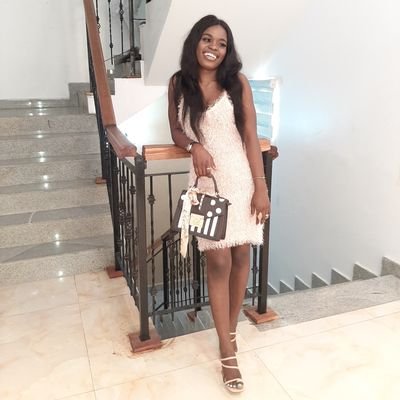 oluseunoyin's profile picture. foodlover ❤|| Reader|| Writer||