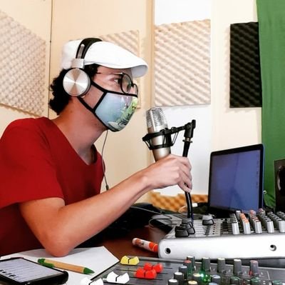 Proyecto Radio TVHost. Indi.Entrevistas #músicaEnVivo #gaymer #Arte #siguemeytesigoツ #CulturaADX #cultura #GrupoCulturaAdictivaRadioTv #Listen2maRadio #Zenofm