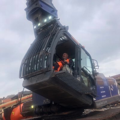 Plant operating ex farmer, mainly destroying buildings! Slightly unhinged!! (It helps!!!) All views are my own as i cant force you to be right!!