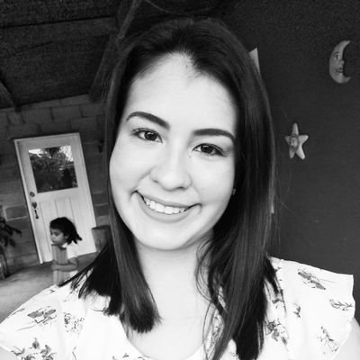 Diseñadora Grafica xD Mercadologa publicista xD SOBRE TODO HUMANA AMIGABLE Y FELIZ DIOS LOS AMA