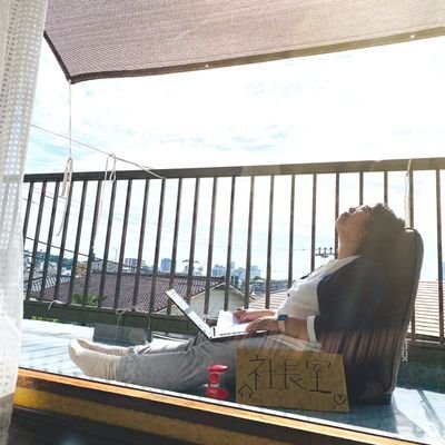 Jinba_tsunagari's profile picture. 現在58歳 52歳で起業
7期目
(株)つながり代表
横浜市

認知症対応型デイサービス 
ケアマネ事務所
https://t.co/8oWtdOGZ3m
新な展開「たぬきち商事」と連携✨プラットホーム作り
『屋根の無い長屋』拡大

2025年が来てしまった!