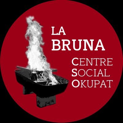 🏴 Centre social i d’habitatge #okupat i autorganitzat a Calella 🏴#labrunaresisteix ✊🏽✊🏾✊🏿