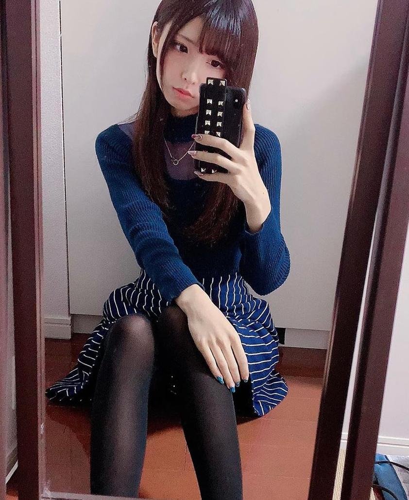 めっちゃさみしいよ~ あーあ、誰かそばにいたら、・・・ ねえ、フォーしてくれないの? いい写真見せるからさ(^_-)-☆
👅😜💋