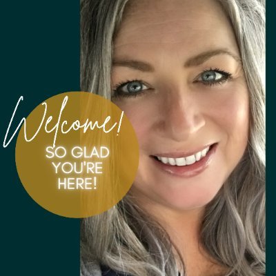 Writer ✍️ Speaker ✝️ Creator👩💻 Friend 💛 Love to hear your story and dreams 💕 Amplifying the gifts and voices of women for kingdom purpose for 15yrs 🏹
