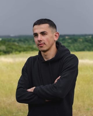 KleantiB's profile picture. undergraduate applied informatics