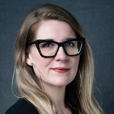 Customer Experience Design @GM // Proud workaholic, passionate about #womenintech, #UX all day