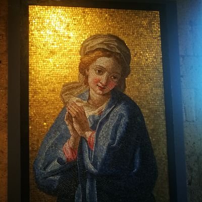 Vally90's profile picture. 