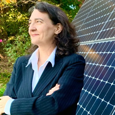 Advancing climate policy & clean energy @WorldResources | @umich @tuftsuniversity alumna | Palmetto State gal in Southern Appalachia, probably running 🏃🏼‍♀️