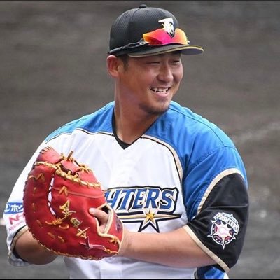 愛知県から⚾️FIGHTERS⚾️を応援しています!!主に6中田翔.10清水優心.18吉田輝星.28河野竜生が好きです！フォローお願いします！