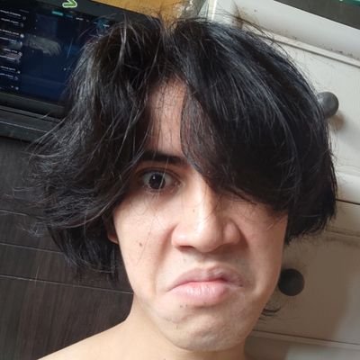 Efrendzoned's profile picture. Que sera, sera