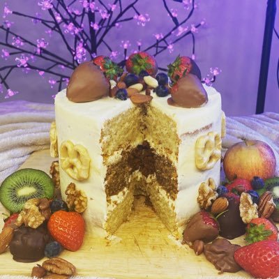 A home based cake making company in Stockport, DM to enquire! 🍰 🏳️‍🌈