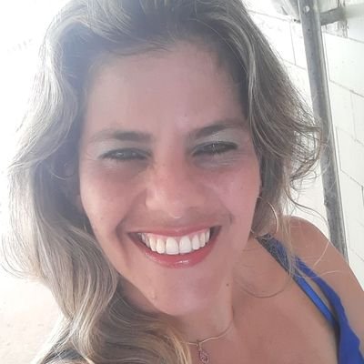 Sou 100% Bolsonaro e 1.000% JESUS. E quem n gostar me poupe com seu mi mi mi.Amo meu Brasil e meu Pernambuco.Sou amável. Só n mexa com os meus pq viro onça. 😎