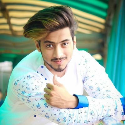 Rahs60790082's profile picture. 9330958932